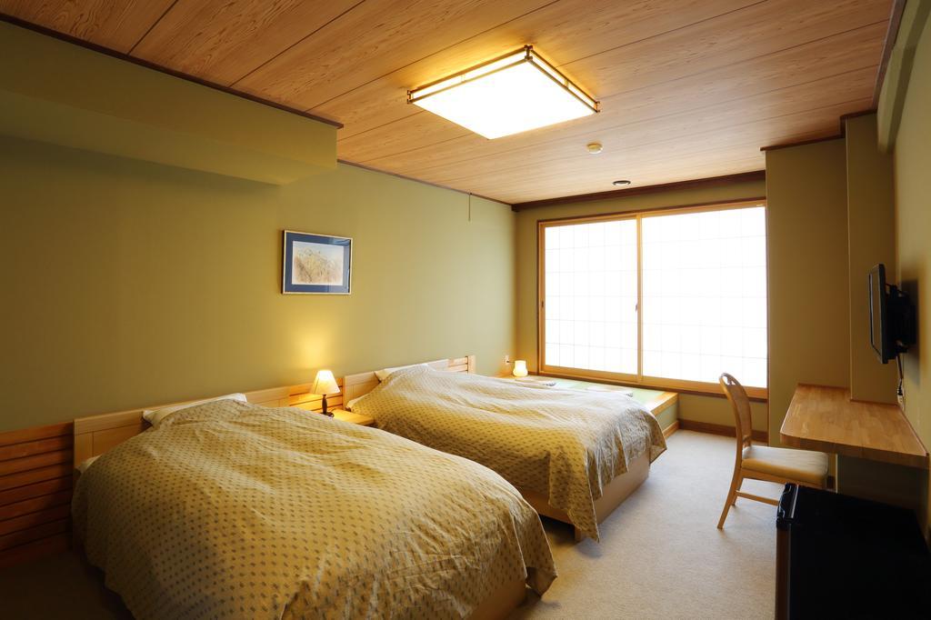Hotel Taigakukan Hakuba Exterior photo